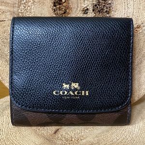 coach c wallet
